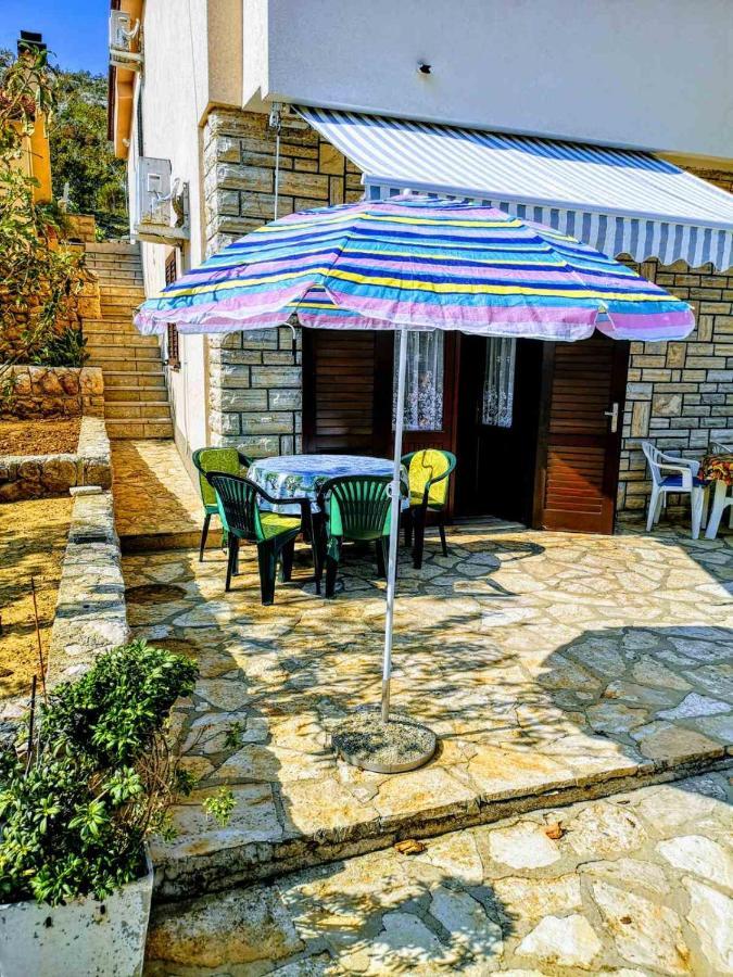 ווינייראץ Apartments Josip מראה חיצוני תמונה